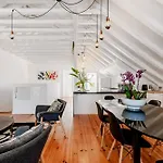 Pn48 Brith Over Roof, 120m2 Close From And Restaurant Lägenhet Cascais