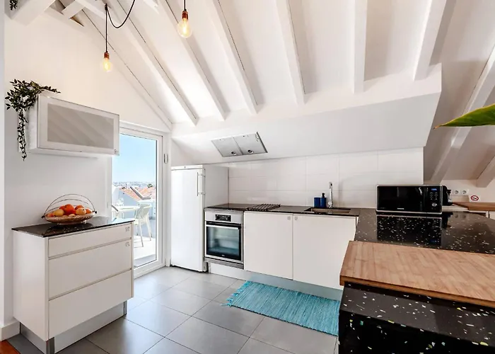 Apartment Pn48 Brith Over Roof, 120m2 Close From And Restaurant *