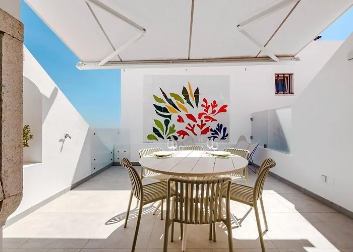 Apartment Pn48 Brith Over Roof, 120m2 Close From And Restaurant Cascais